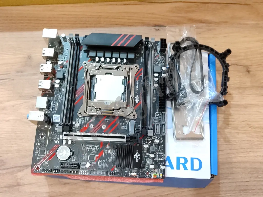 Комплект материнка + Xeon 1620 v3 4/6 3,5ГГц