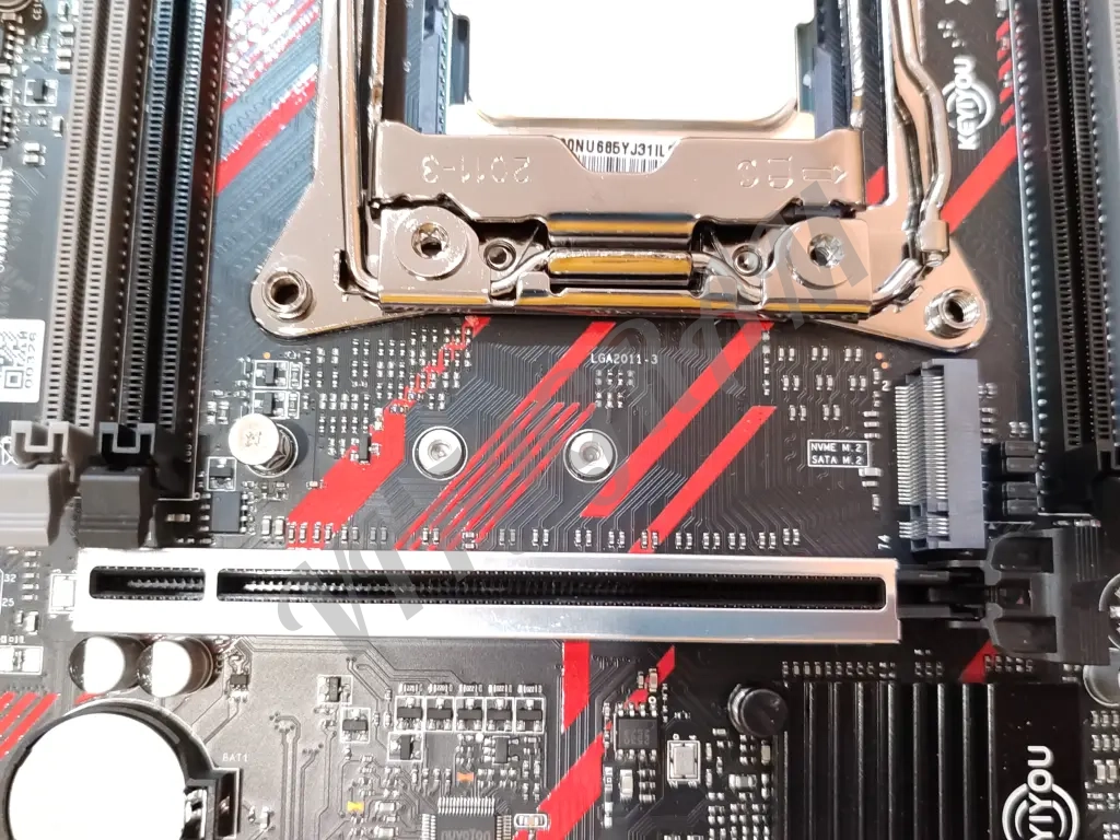 Комплект материнка + Xeon 1620 v3 4/6 3,5ГГц