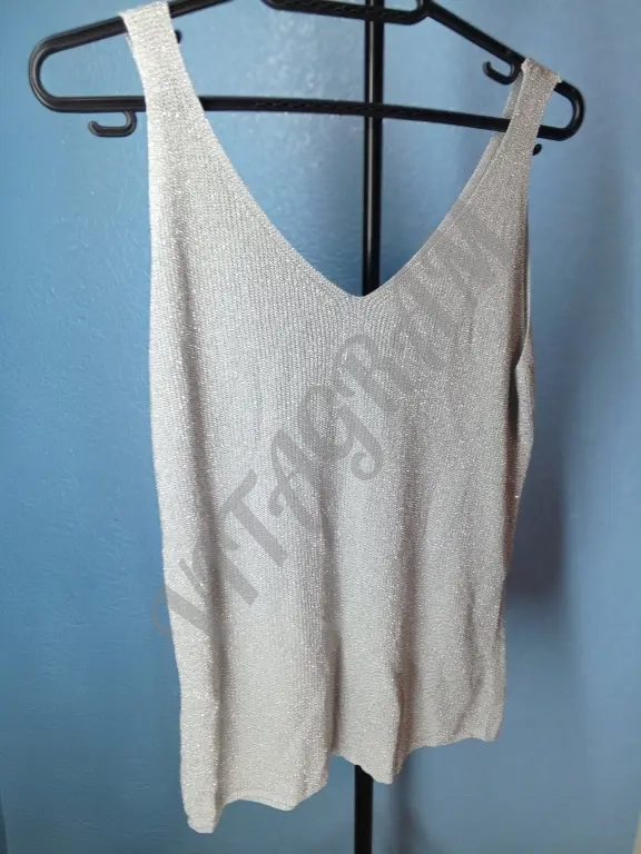 Топ-майка со стразами