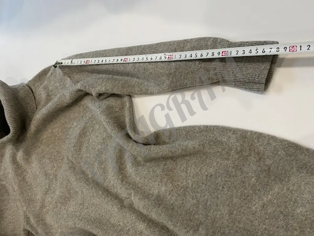 Платье Uniqlo шерсть натуральная оригинал