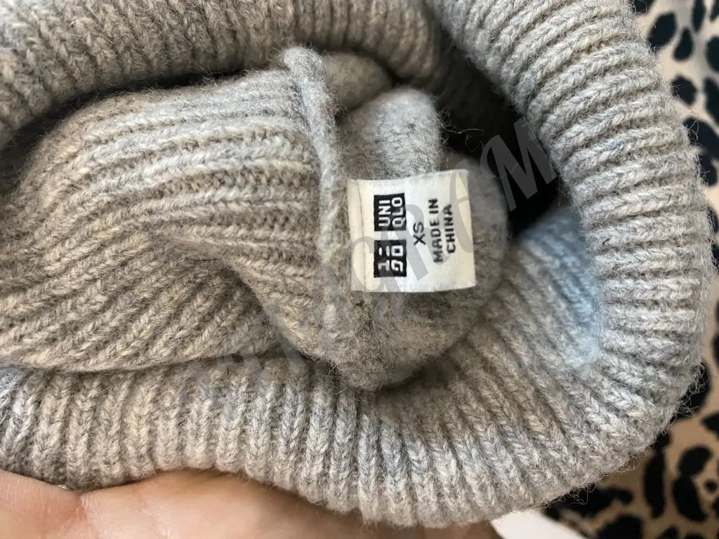 Платье Uniqlo шерсть натуральная оригинал