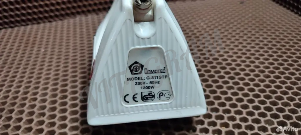 Утюг Domotec G-811STP
