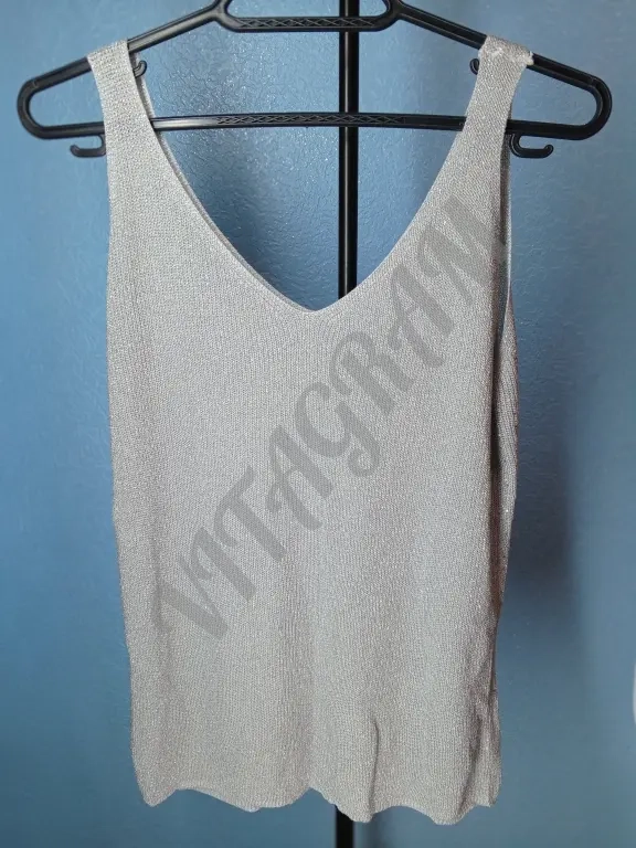 Топ-майка со стразами