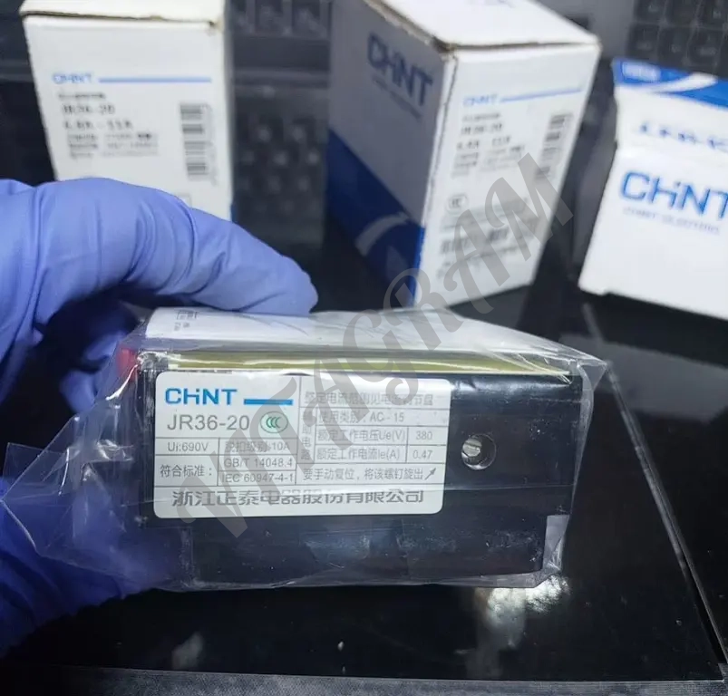 Контактор Schneider IEK