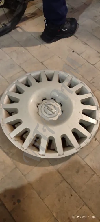 Колпаки колесные Разные