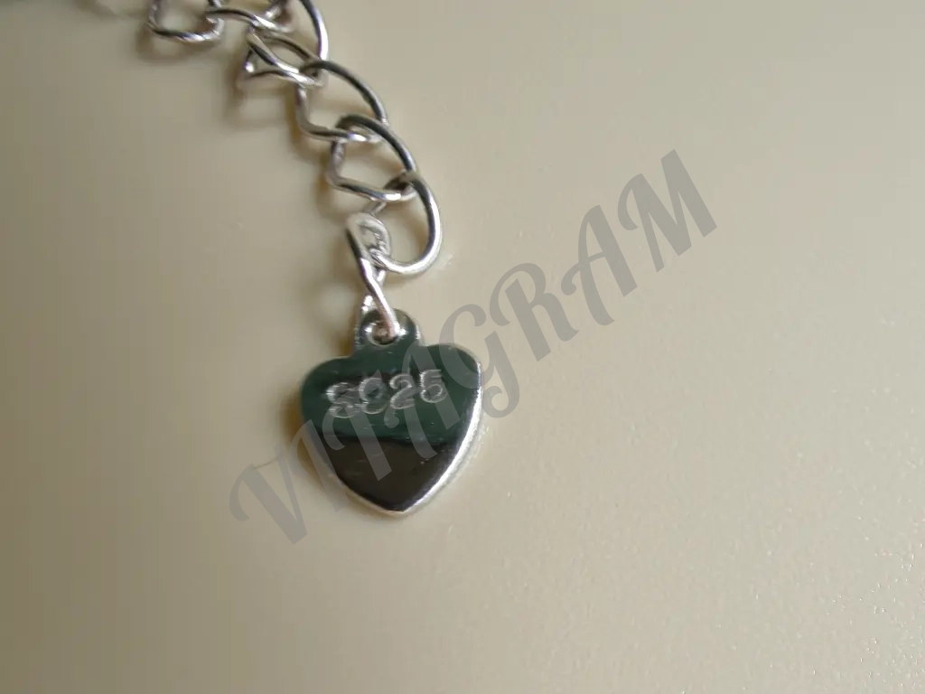 Серебряный браслет с цирконами