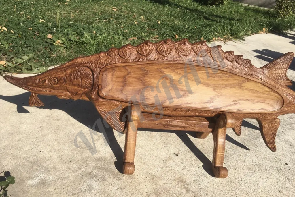 Резное блюдо для рыбы.