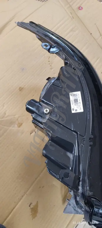 Фары рейндж Ровер Lr046921 Lr046927