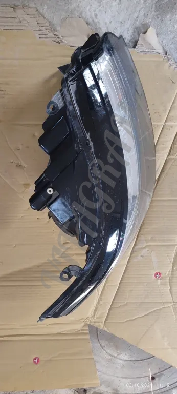 Фары рейндж Ровер Lr046921 Lr046927