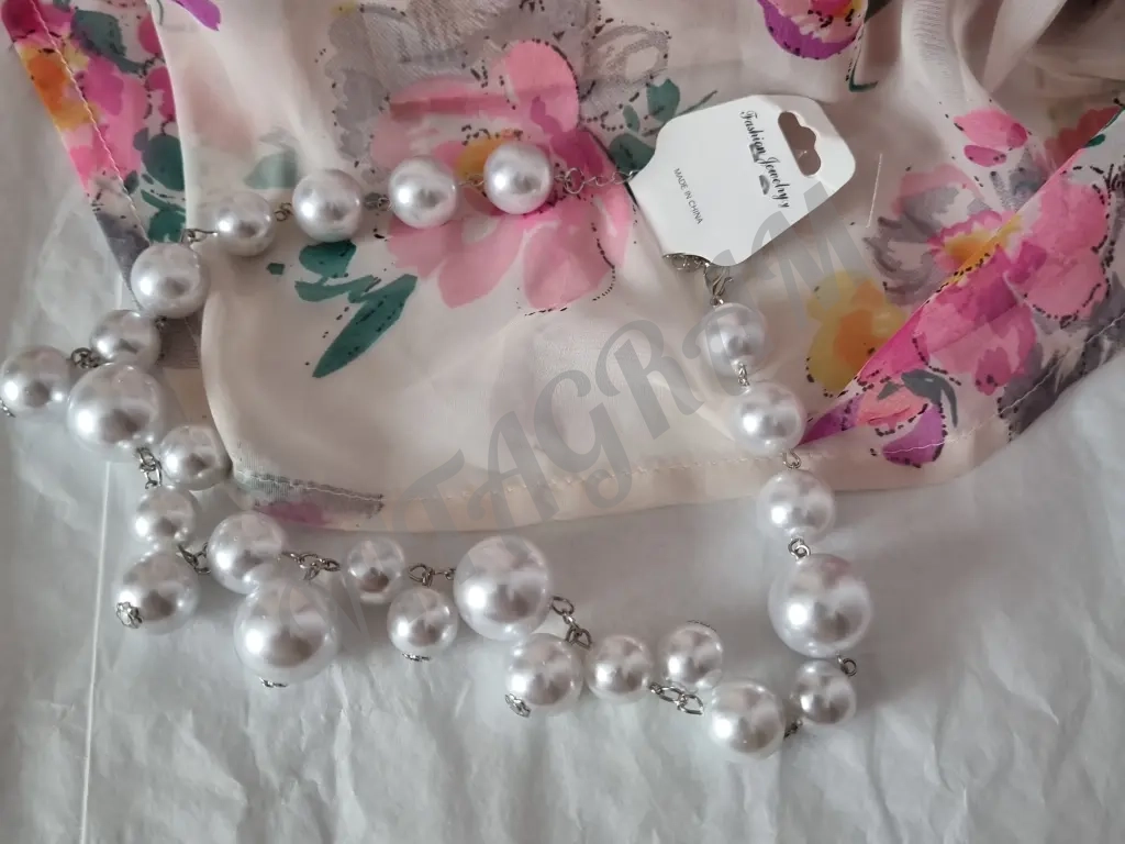 Колье бусы бижутерия