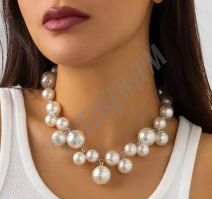 Колье бусы бижутерия