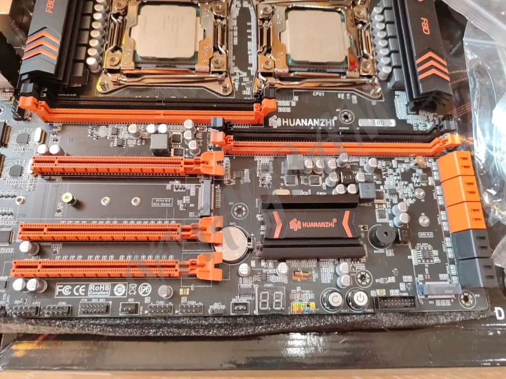 Двухпроцессорная мaтepинкa, 2*2690 v4 14/28, 16Гб