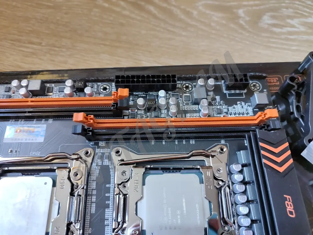 Двухпроцессорная мaтepинкa, 2*2690 v4 14/28, 16Гб