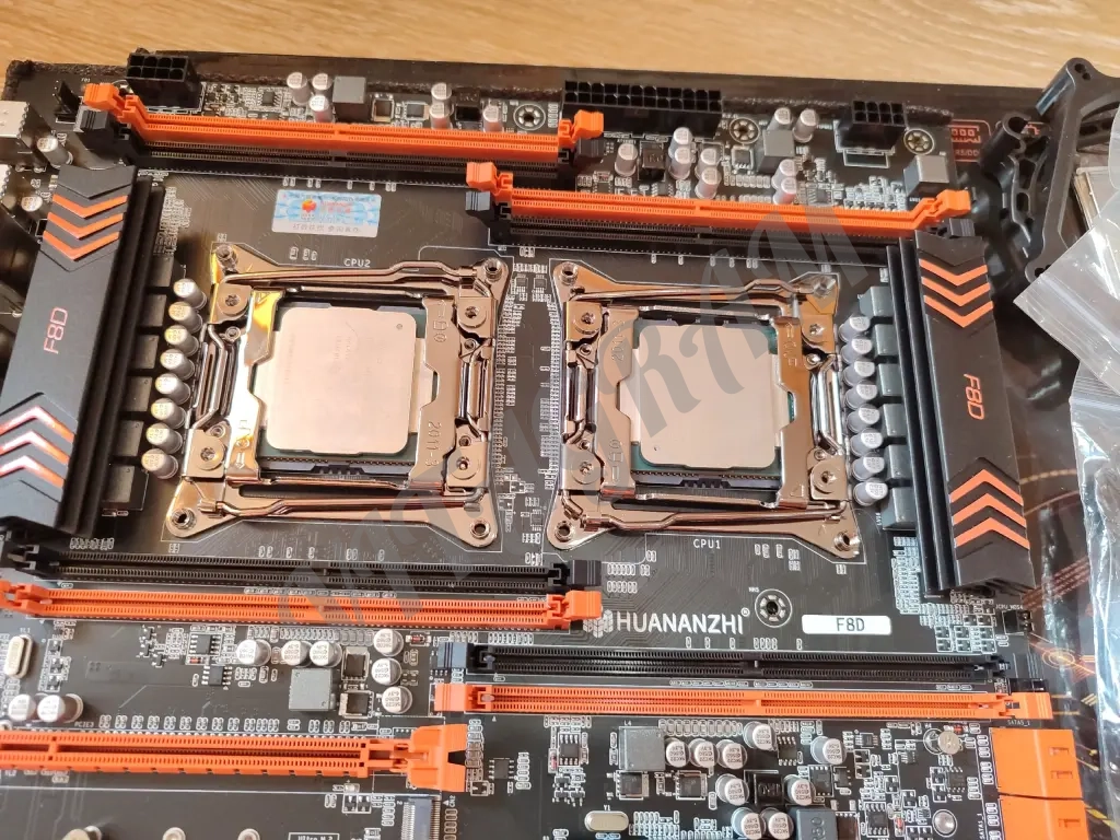 Двухпроцессорная мaтepинкa, 2*2690 v4 14/28, 16Гб