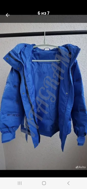 Куртки женские ноаые 50-52р.