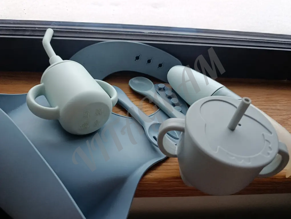 Посуда для малышей