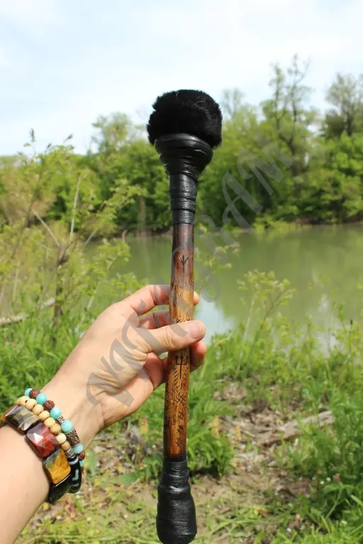 Обучение игре на бубне. Камлание, вхождение в транс