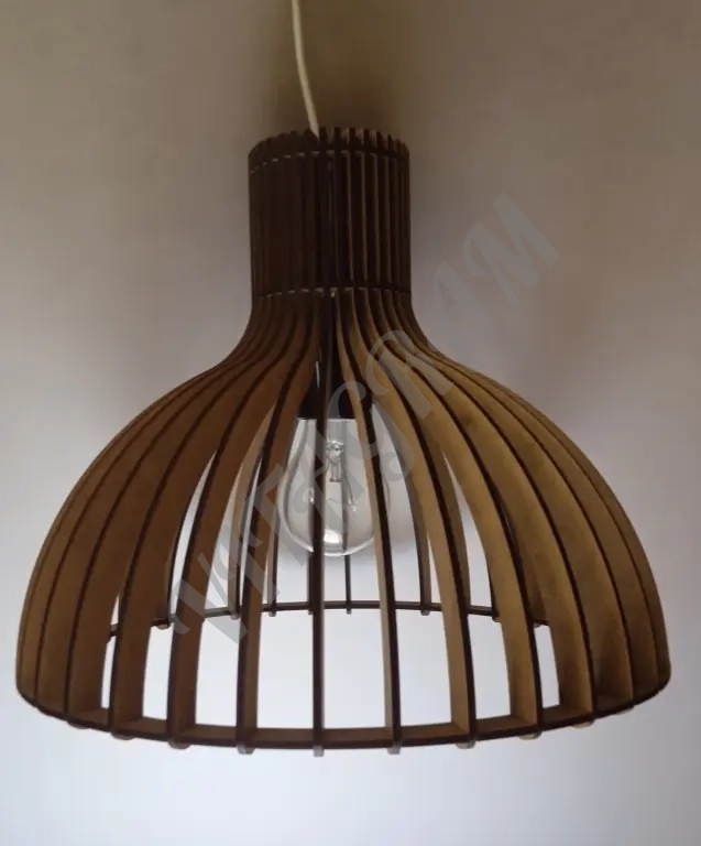 Люстра из дерева