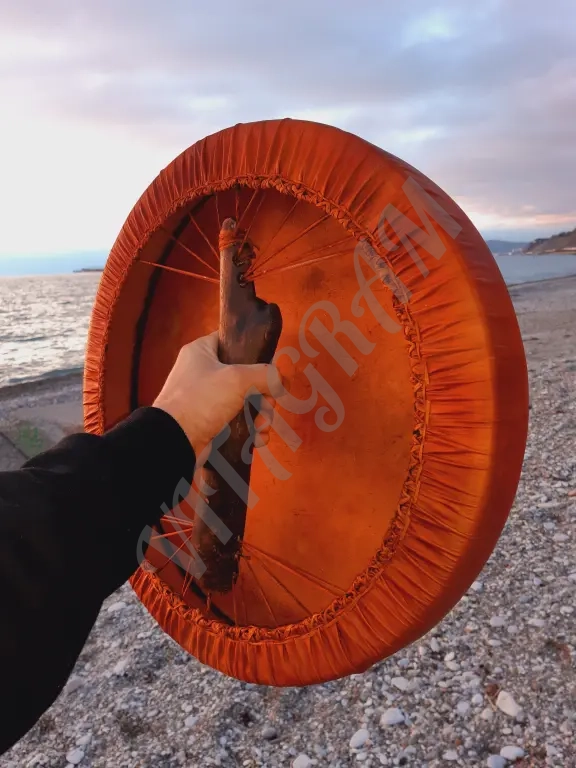 Обучение игре на бубне. Камлание, вхождение в транс