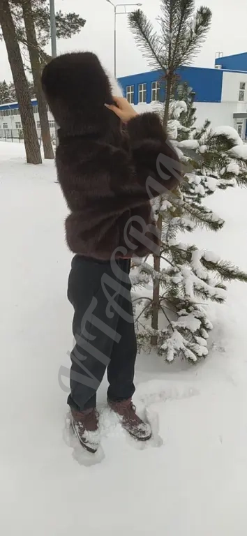 Шуба из искусственного меха