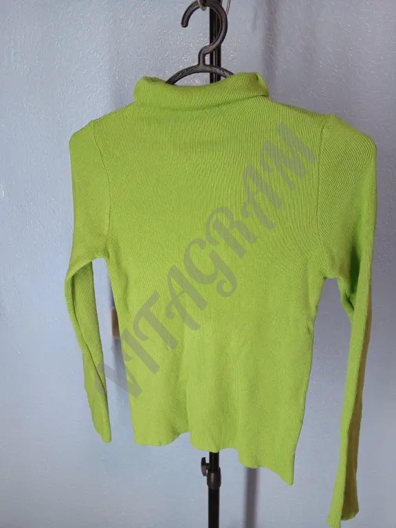 Водолазка в рубчик женская