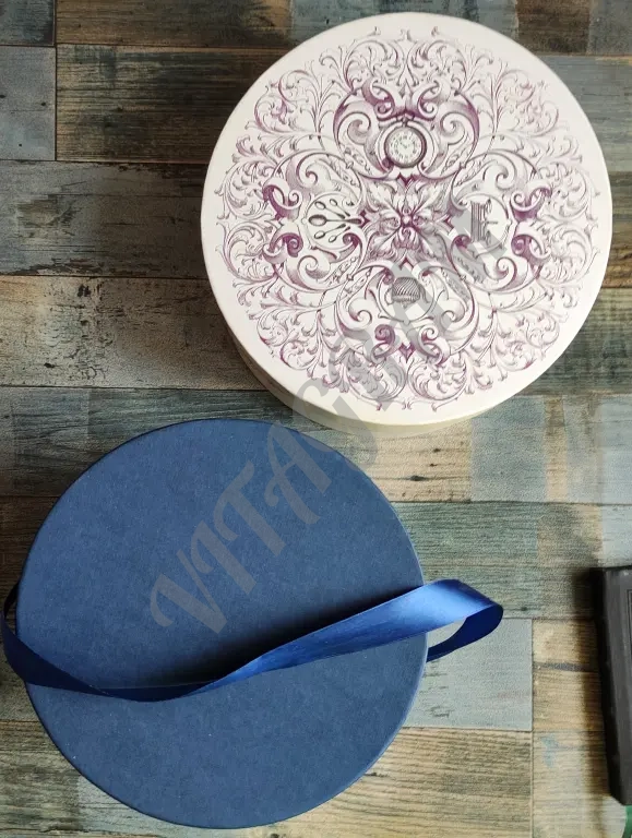 Красивые большие коробки для интерьера и хранения