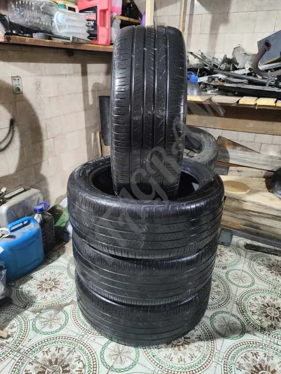 Летние шины Hankook Ventus 245/50 R20