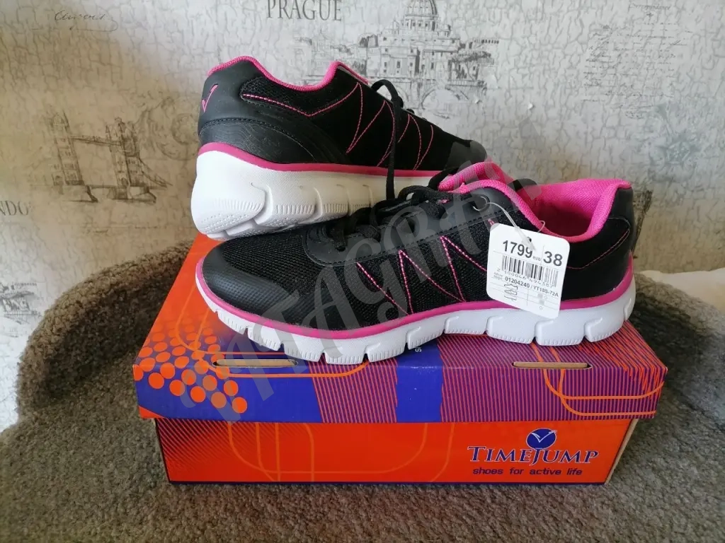 Кроссовки Time Jump 38 р
