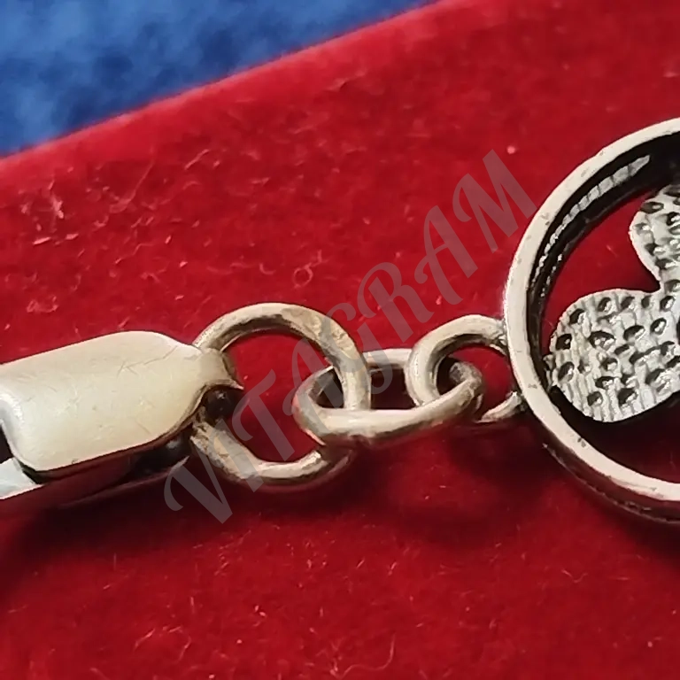 Браслет серебряный Louis Vuitton 925 cо вставками.