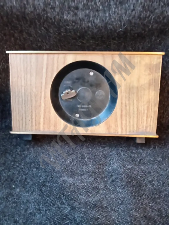 настольные часы молния ссср