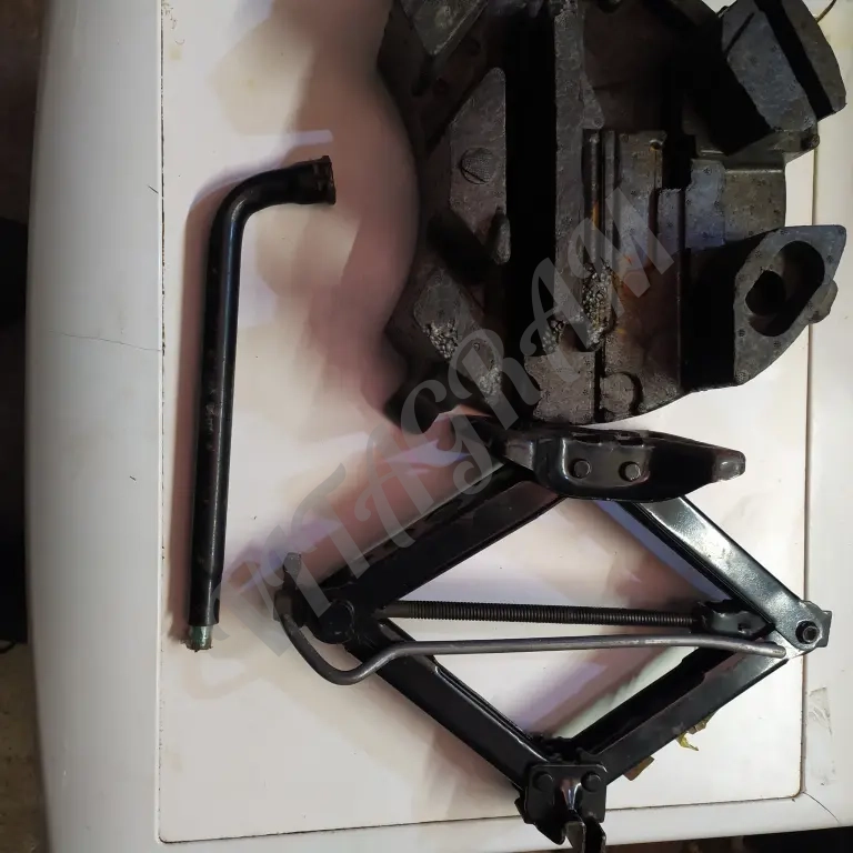 домкрат ромбический штатный