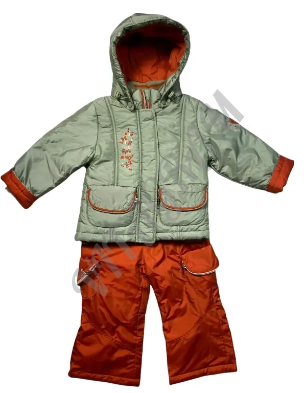 Демисезонный костюм для девочки Новый 86