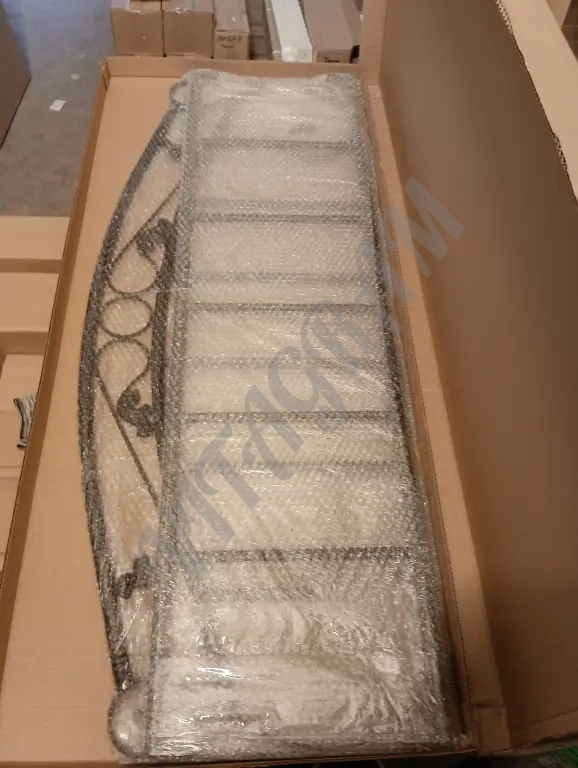 Кровать двуспальная в кованом стиле