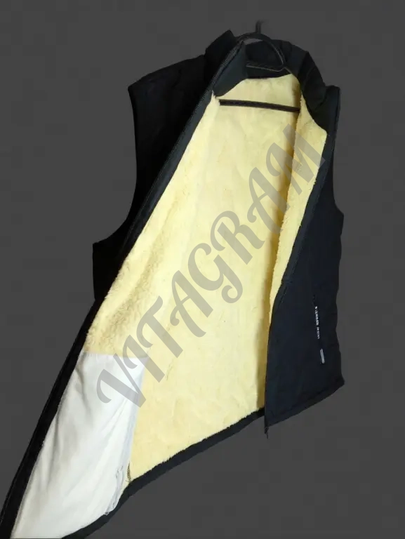 Жилет мужской утеплённый