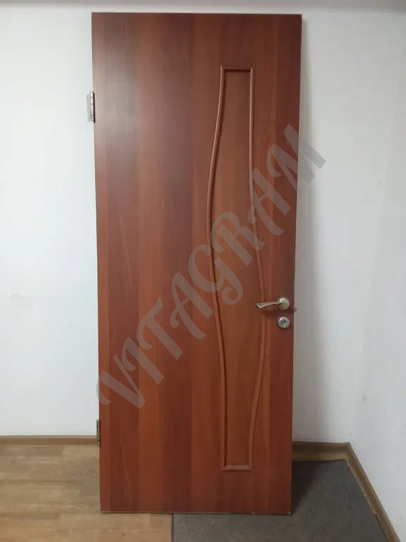 Дверь входная с коробкой