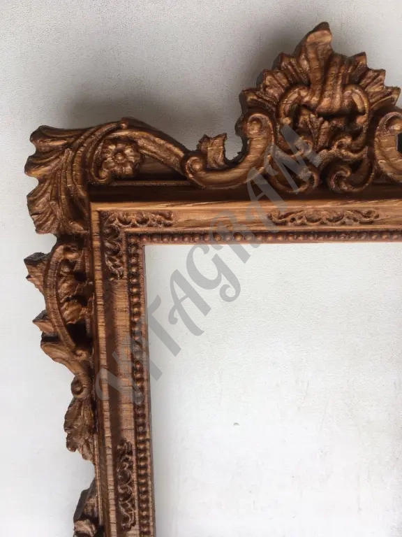 Резная фоторамка из дуба