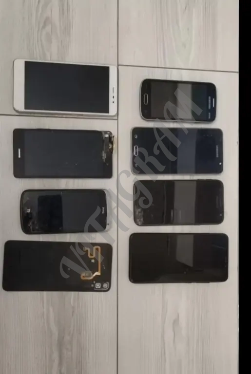 телефоны на запчасти или в ремонт