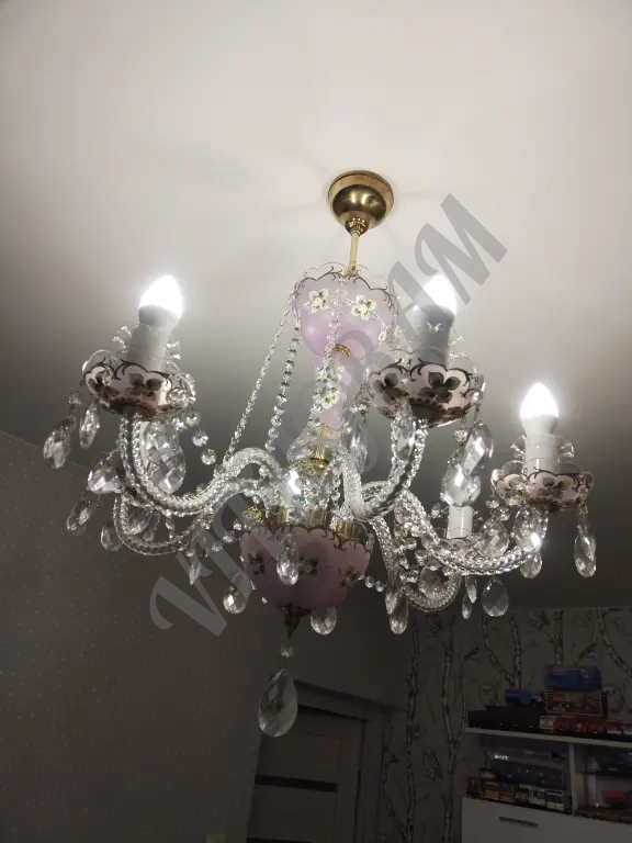 Чешская хрустальная люстра