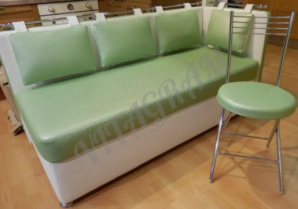 Угловой диван кухонный