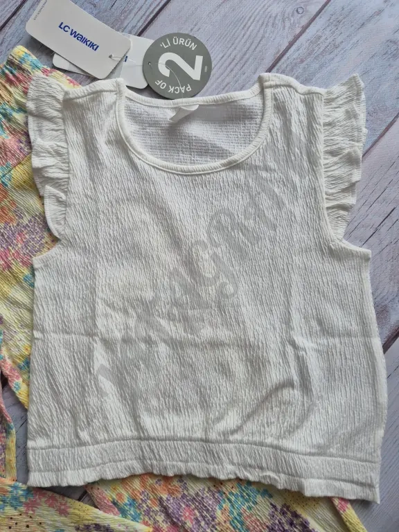 Летний костюм Lc Waikiki для девочки 116/122см.