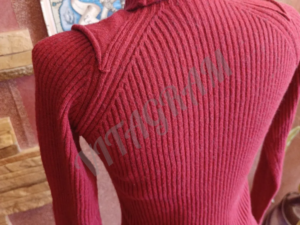 женская кофта бордовая 42 44