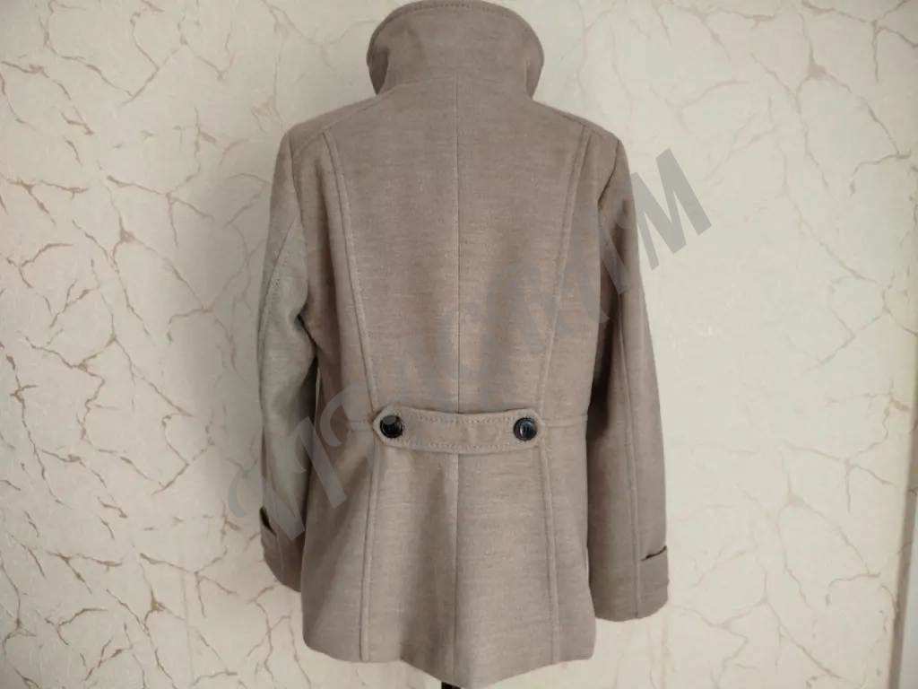 Пальто женское со стойкой H&M бежевое М