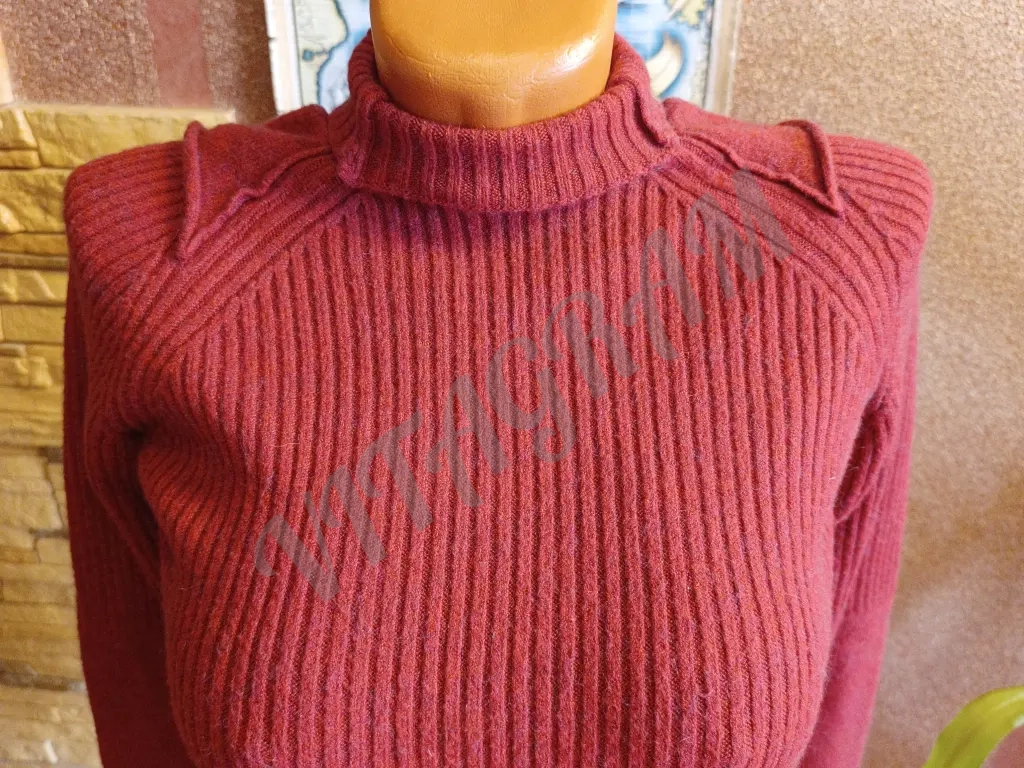 женская кофта бордовая 42 44