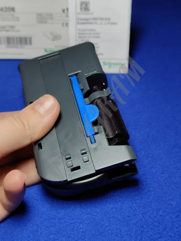 Schneider electric батарея micrologic Шнайдер электрик