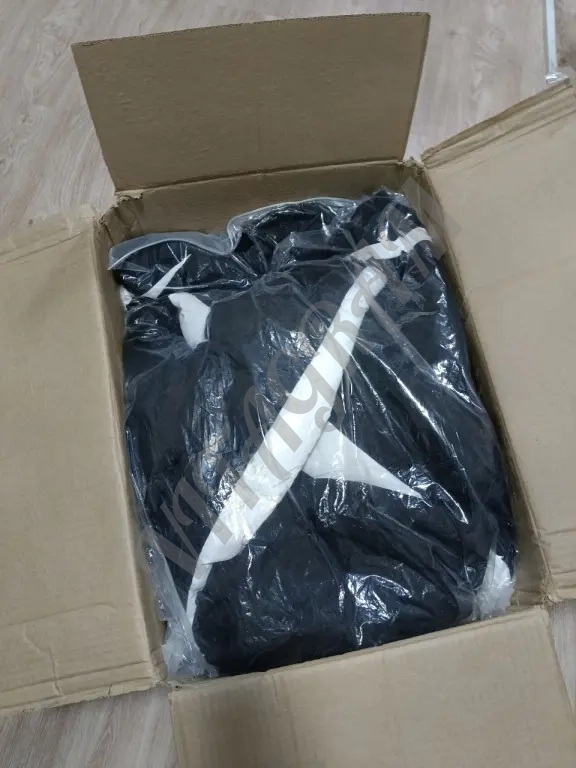 Бокс с вещами..