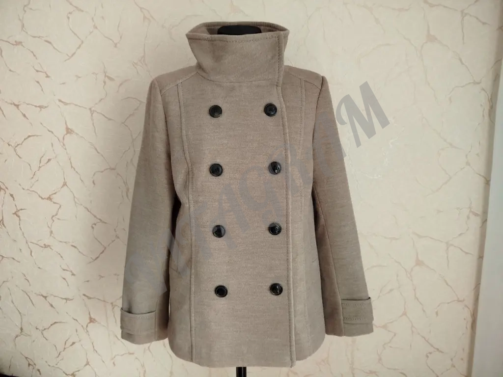 Пальто женское со стойкой H&M бежевое М