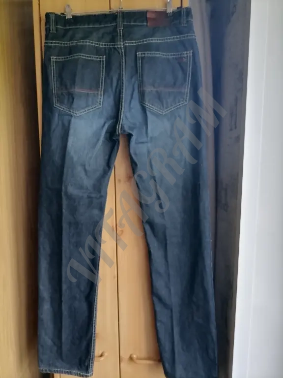 Джинсы Prada, 48-50