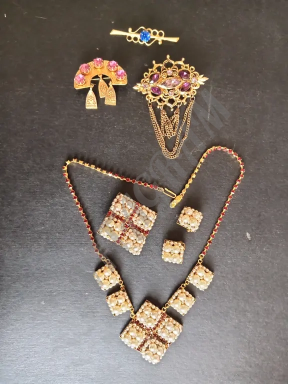 броши ЧССР.Чехословакия