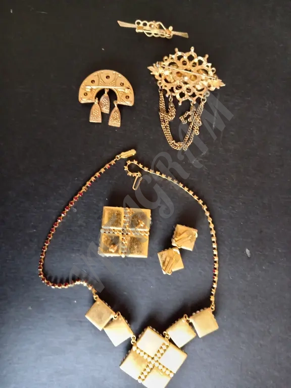 броши ЧССР.Чехословакия