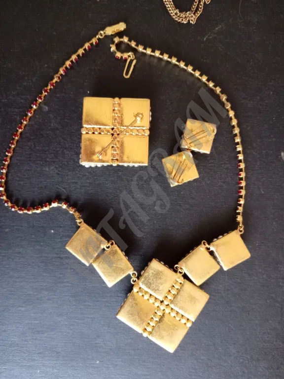 броши ЧССР.Чехословакия